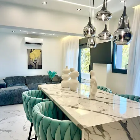 Endless Blue Seaview Apartament