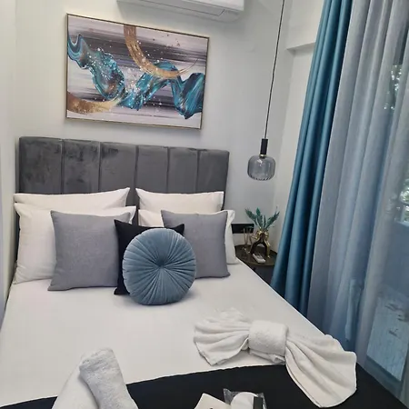 Endless Blue Seaview *