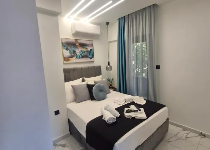 Endless Blue Seaview